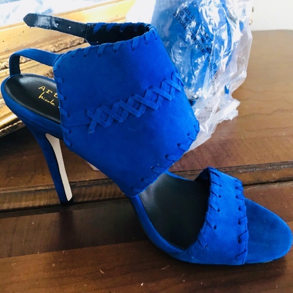 Nicole Miller Artelier Percy Suede Heels - Picture 2 of 6